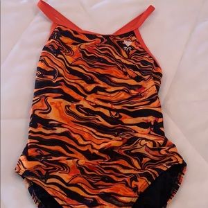 TYR women’s bathing suit